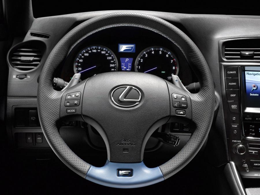  Lexus IS350 F-Sport 2009 года  (фото 3 из 7)